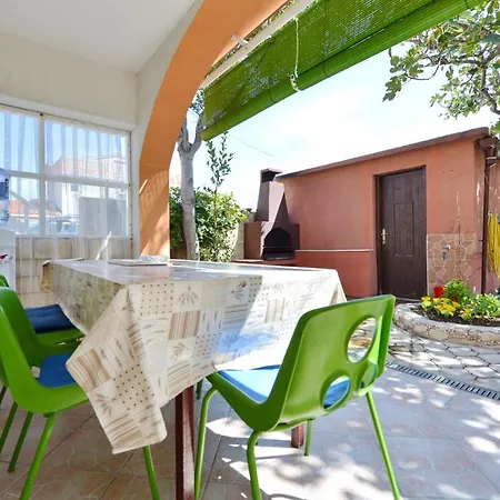 Apartman Dusanka * Vir